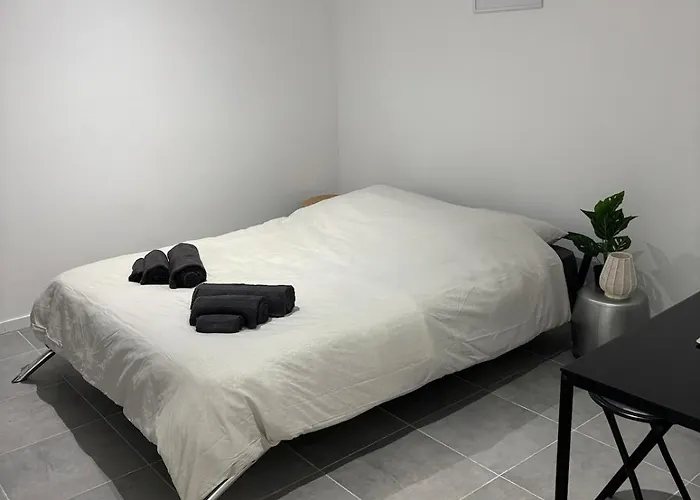 T4 Avec Jardin, Proche Jardin Des Plantes Apartment Rouen